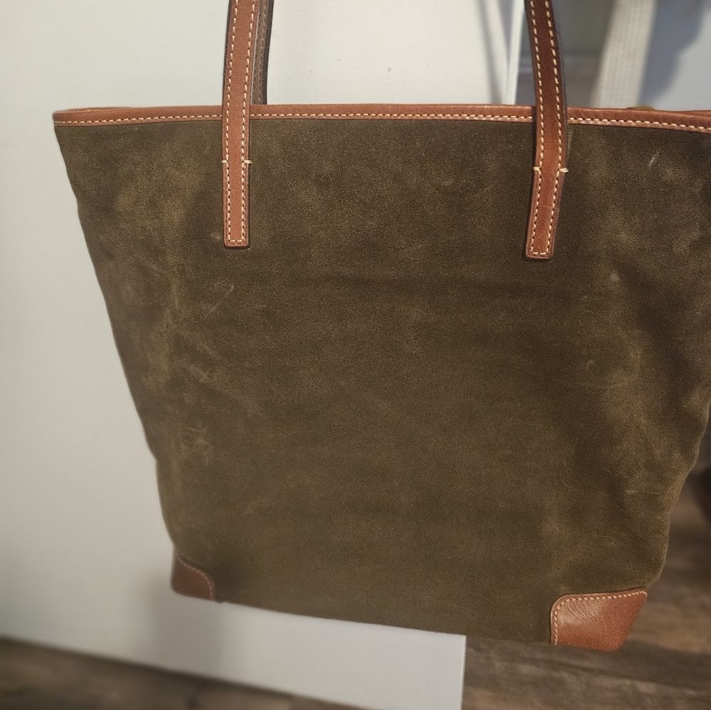 Dooney & Bourke Purse